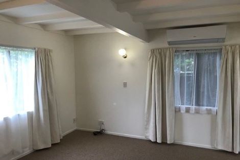 Photo of property in 3/157 Chivalry Road, Glenfield, Auckland, 0629