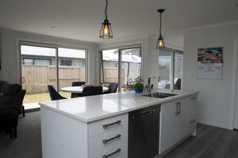 Photo of property in 48 Kuru Place, Papamoa, 3118