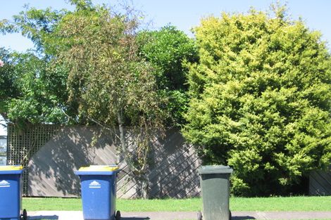 Photo of property in 2/44 Arran Road, Browns Bay, Auckland, 0630