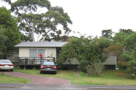 Photo of property in 34 Fitzherbert Avenue, West Harbour, Auckland, 0618