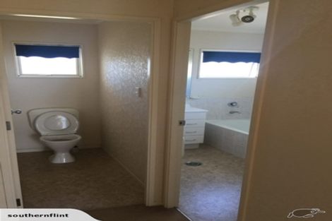 Photo of property in 17 Emmerdale Avenue, Papakura, 2110