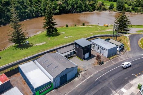 Photo of property in 14 West Quay, Waitara, 4320