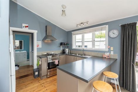 Photo of property in 1a Mahana Road, St Andrews, Hamilton, 3200