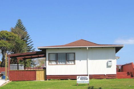 Photo of property in 18 Kaimanawa Street, Mount Maunganui, 3116
