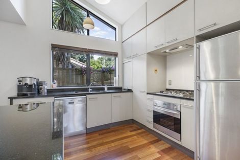 Photo of property in 18a Howe Street, Howick, Auckland, 2014