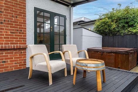 Photo of property in 30 Ings Avenue, Saint Clair, Dunedin, 9012