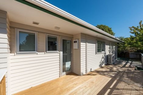 Photo of property in 28 Woolwich Close, Whitby, Porirua, 5024