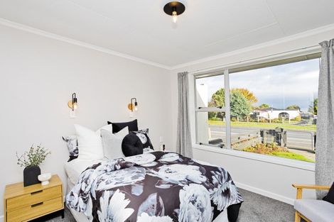 Photo of property in 765 Queens Drive, Waikiwi, Invercargill, 9810