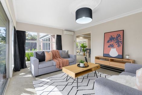 Photo of property in 9 Lynwood Place, Chedworth, Hamilton, 3210