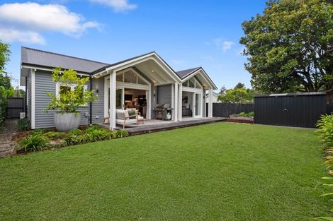 Photo of property in 84 Marsden Avenue, Mount Eden, Auckland, 1024