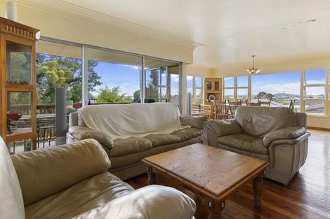 Photo of property in 71 Jaemont Avenue, Te Atatu South, Auckland, 0610