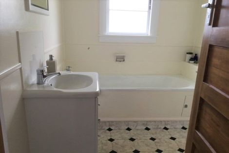 Photo of property in 9 Lynmouth Heights, Lynmouth, New Plymouth, 4310