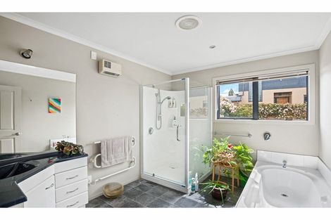 Photo of property in 21 Bodkin Road, Bridge Hill, Alexandra, 9320