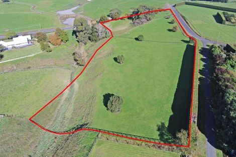 Photo of property in 10 Bryant Road, Karaka, Papakura, 2580