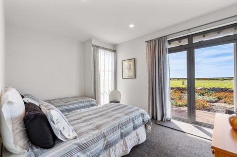 Photo of property in 21 Le Quesne Road, Bay View, Napier, 4104