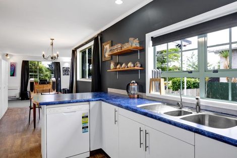 Photo of property in 17 Konini Street, Inglewood, 4330