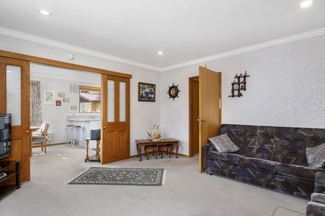 Photo of property in 38 Burgess Street, Green Island, Dunedin, 9018