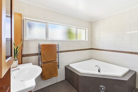 Photo of property in 74 Waipapa Road, Kerikeri, 0230