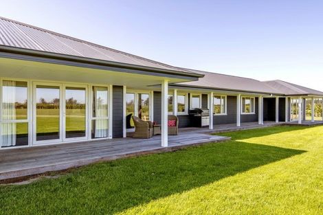 Photo of property in 1/616 Halkett Road, West Melton, Christchurch, 7671