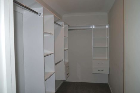 Photo of property in 4 Liscooly Place, Flat Bush, Auckland, 2019