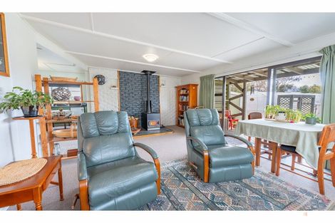 Photo of property in 8 Moorhouse Street, Waimate, 7924