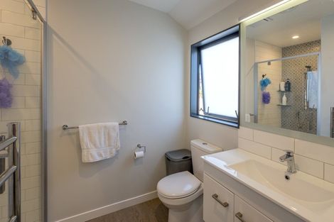 Photo of property in 48 Ferndale Drive, Waikanae, 5036