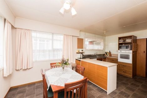 Photo of property in 23 Milmoe Street, Hawera, 4610