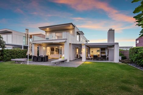 Photo of property in 37 Taumata Road, Omaha, 0986