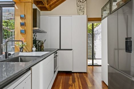 Photo of property in 114 Taupo View Road, Taupo, 3330