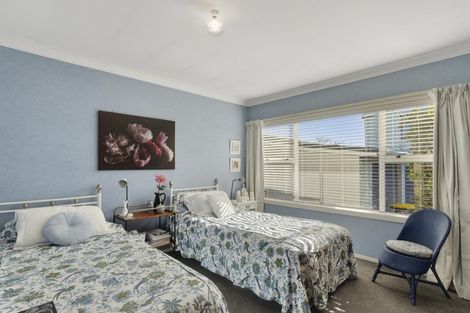 Photo of property in 16 Kingsley Street, St Andrews, Hamilton, 3200