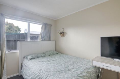 Photo of property in 17 Cargill Grove, Kelvin Grove, Palmerston North, 4414