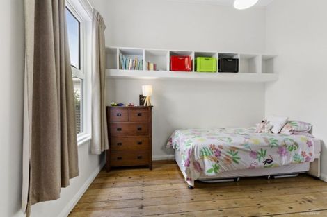 Photo of property in 87 Te Wharepouri Street, Berhampore, Wellington, 6023