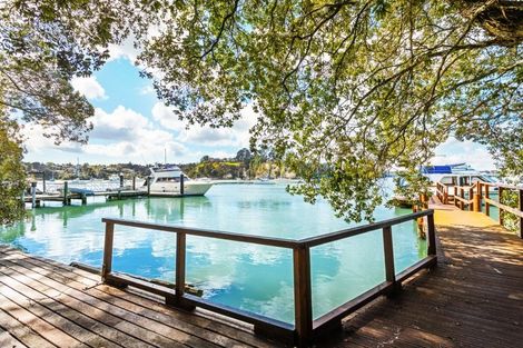 Photo of property in 101 Ferry Parade, Herald Island, Auckland, 0618
