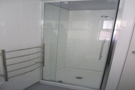 Photo of property in 2/10 Thurleigh Grove, Karori, Wellington, 6012