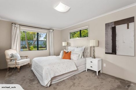 Photo of property in 17 Admirals Court Drive, Greenhithe, Auckland, 0632