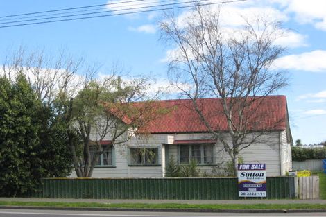 Photo of property in 179 Bridge Street, Bulls, 4818