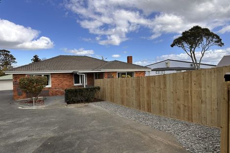 Photo of property in 1/14 Drake Street, Howick, Auckland, 2014