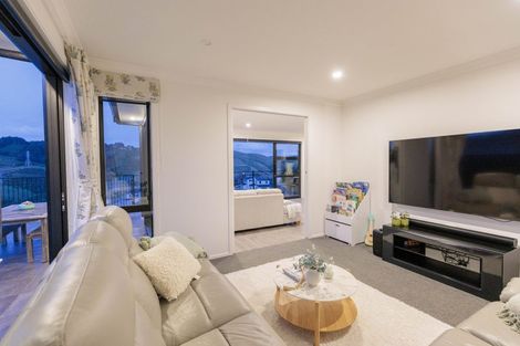 Photo of property in 12 Atherton Terrace, Churton Park, Wellington, 6037