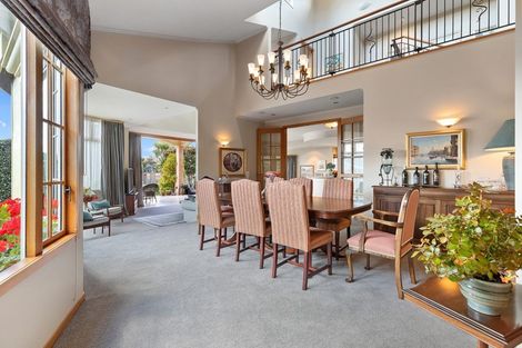 Photo of property in 64 Lake Crescent, Hamilton Lake, Hamilton, 3204