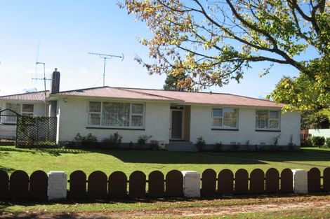 Photo of property in 1 Dunkeld Place, Tokoroa, 3420