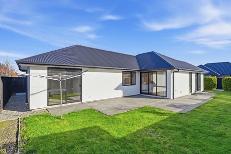 Photo of property in 1 Winterslow Lane, Rangiora, 7400