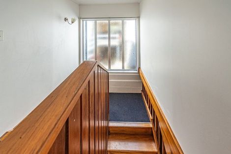 Photo of property in 1 Hurworth Place, College Estate, Whanganui, 4500