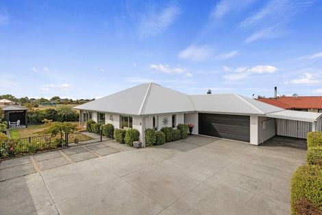 Photo of property in 22 Sequoia Way, Rangiora, 7400