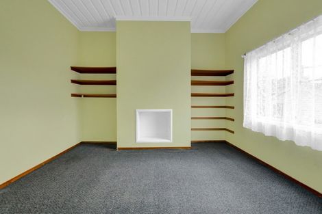 Photo of property in 3 Carrington Street, Inglewood, 4330