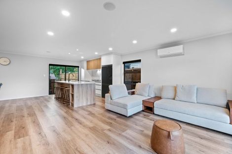 Photo of property in 4 Raoriki Road, Pukekohe, 2120