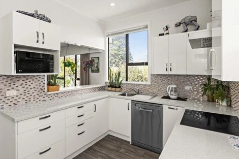 Photo of property in 900 Duke Street, Mahora, Hastings, 4120