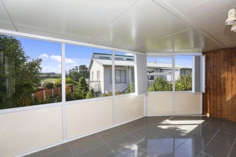 Photo of property in 18b Karamea Street, Whalers Gate, New Plymouth, 4310
