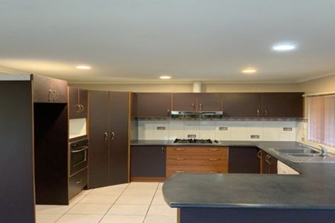 Photo of property in 5a Christina Avenue, Te Atatu South, Auckland, 0602