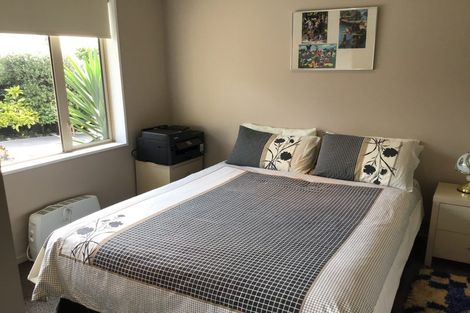 Photo of property in 20 Titirangi Crescent, Parklands, Christchurch, 8083