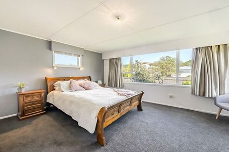 Photo of property in 3 Manutuke Street, Wainuiomata, Lower Hutt, 5014